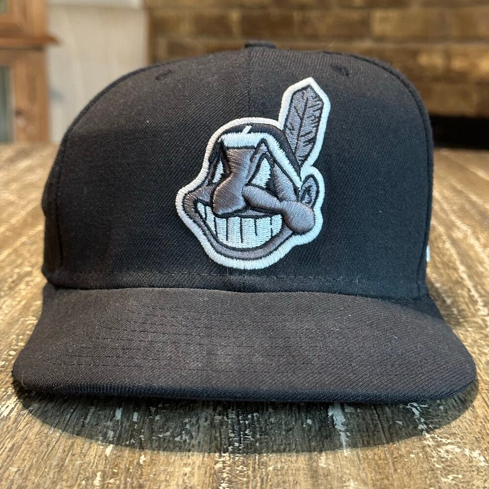New Era 59FIFTY Cleveland Indians Guardians Chief Wahoo Fitted Wool Hat 7 3/8